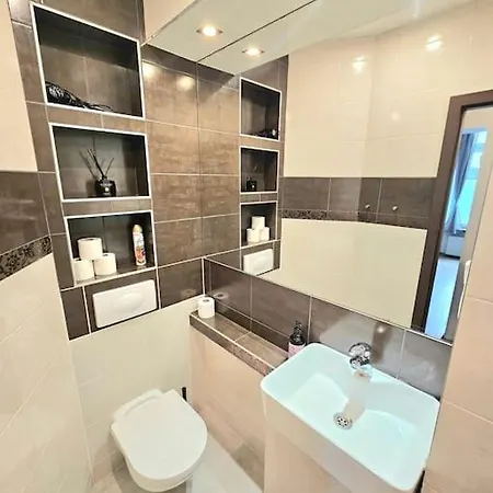 Piotrkowska 132, 80m2 Lodz (Lodz)