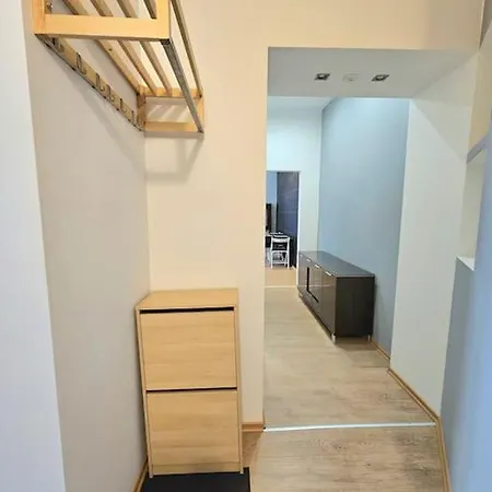 Piotrkowska 132, 80m2 Lodz (Lodz)